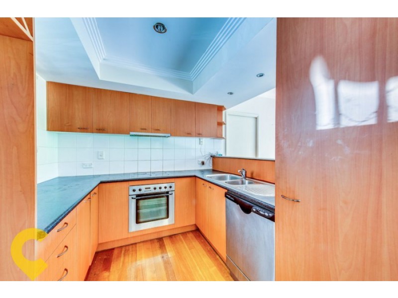 1/65 Indooroopilly Rd,, Indooroopilly QLD 4068