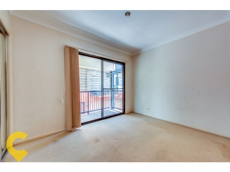 1/65 Indooroopilly Rd,, Indooroopilly QLD 4068