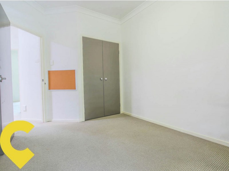 2/23 Curlew Street, Toowong QLD 4066