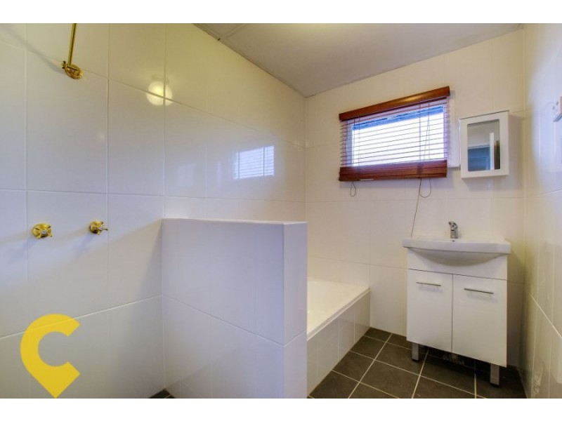 1574 Creek Road, Carina QLD 4152