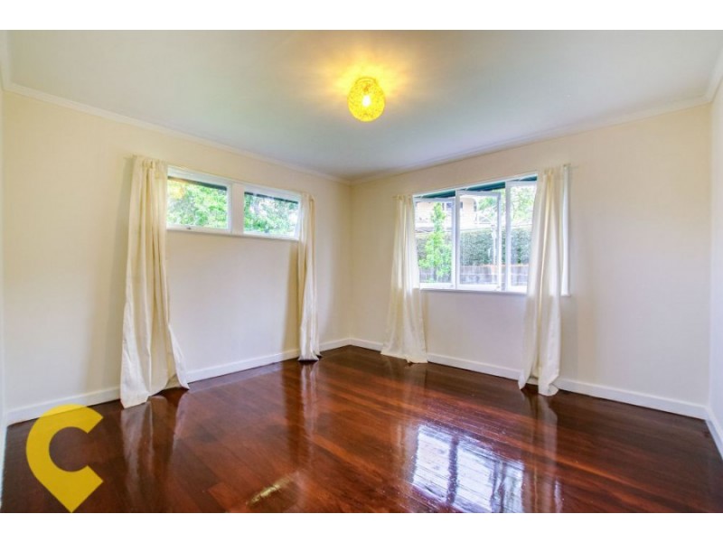 1574 Creek Road, Carina QLD 4152