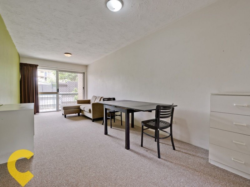 2/14 Lang Pde, Auchenflower QLD 4066