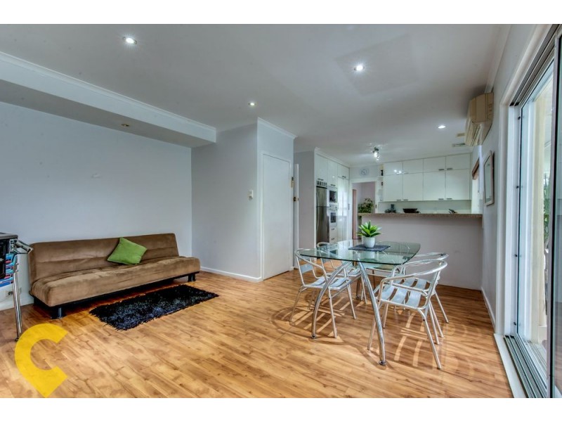 124 Mt Ommaney Drive, Jindalee QLD 4074