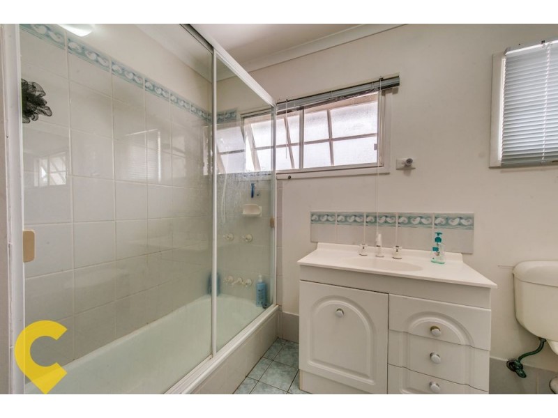 124 Mt Ommaney Drive, Jindalee QLD 4074