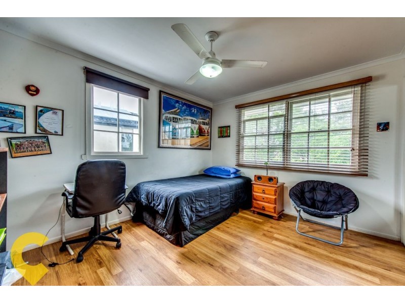 124 Mt Ommaney Drive, Jindalee QLD 4074