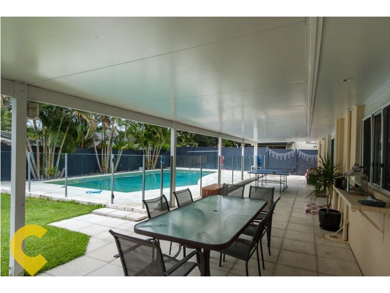 124 Mt Ommaney Drive, Jindalee QLD 4074