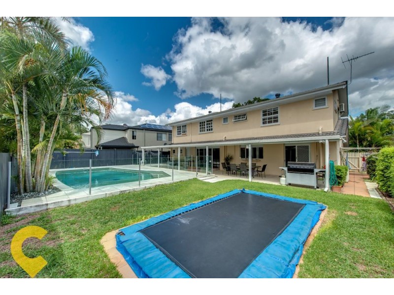 124 Mt Ommaney Drive, Jindalee QLD 4074