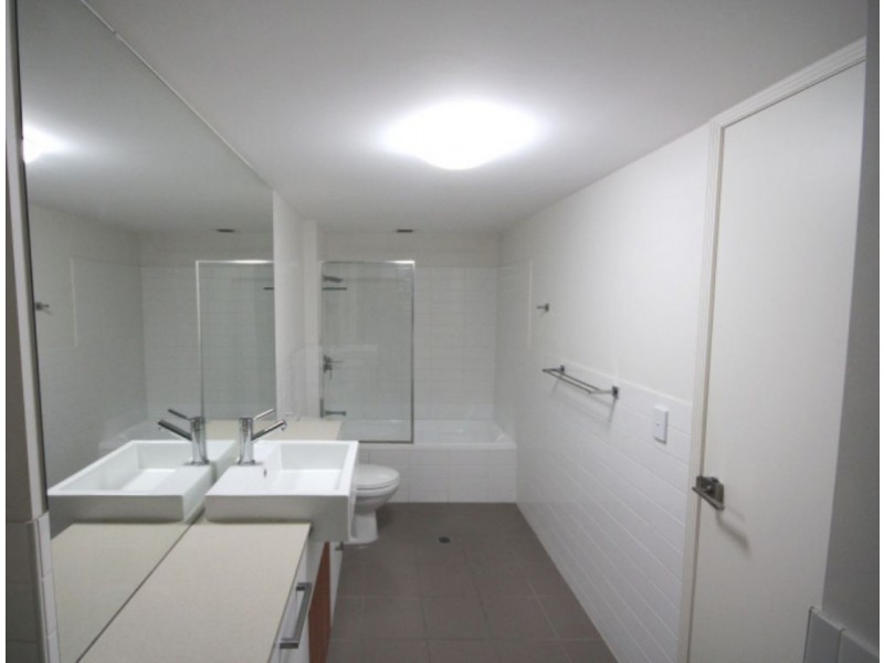 301/803 Stanley Street, Woolloongabba QLD 4102