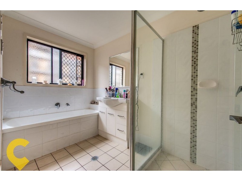 10 Sandi Street, Oxley QLD 4075