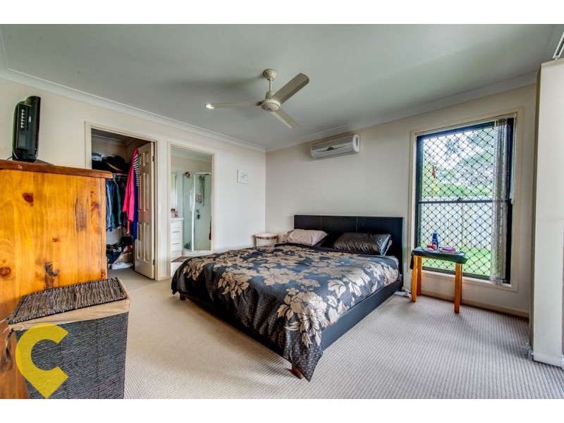 10 Sandi Street, Oxley QLD 4075