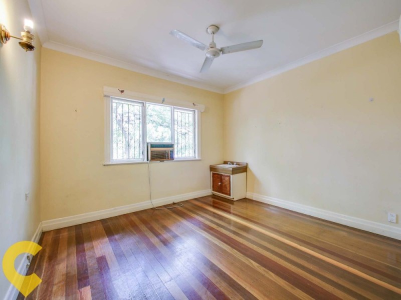 319 Carmody Road, St Lucia QLD 4067