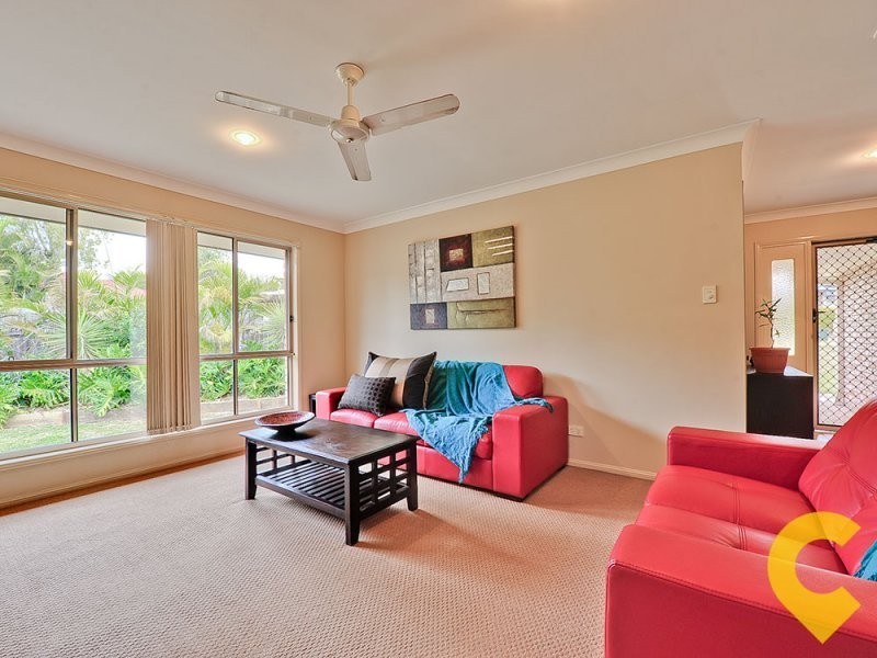 32 Zoe Place, Moggill QLD 4070