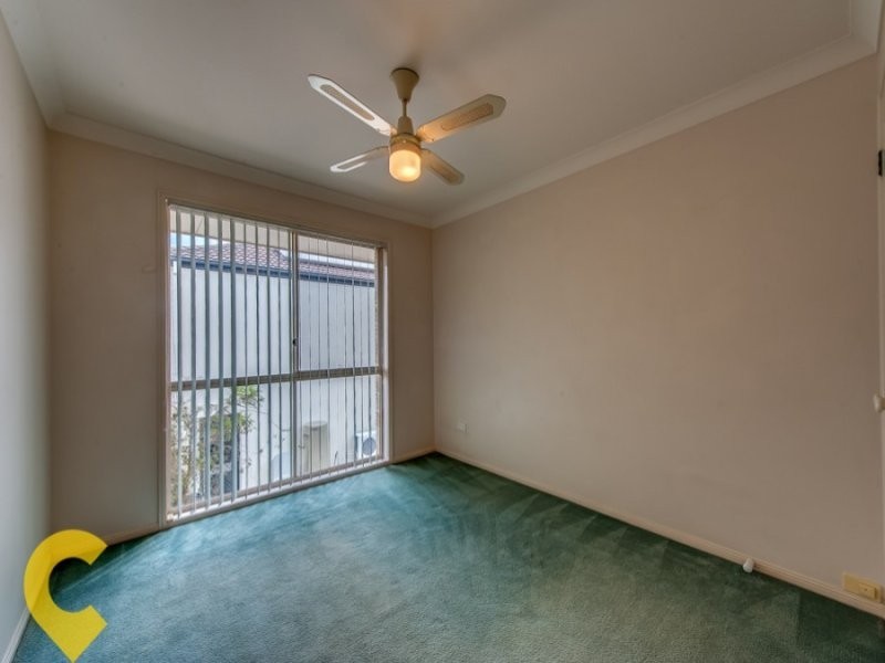 8 Foley Place, Sinnamon Park QLD 4073
