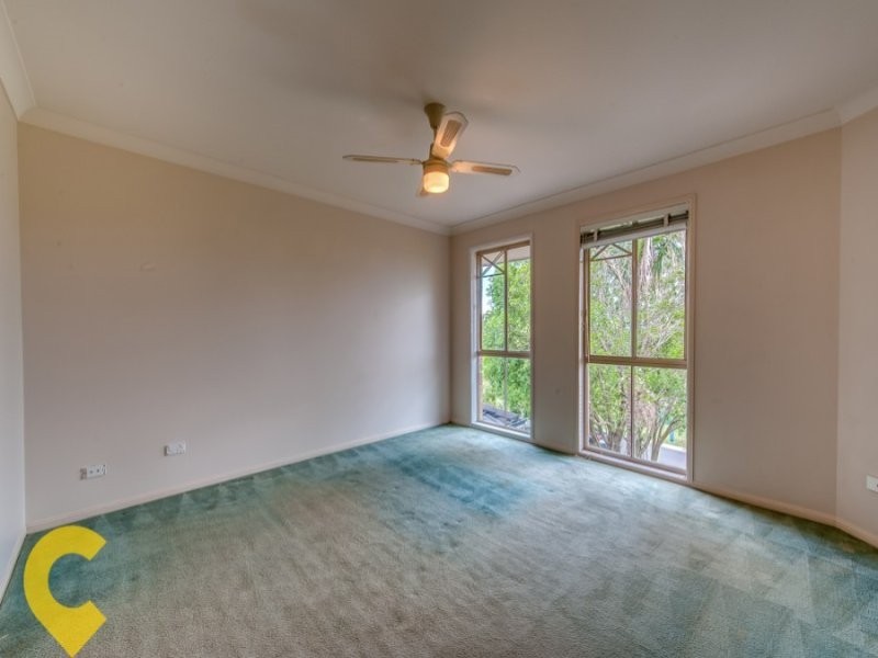8 Foley Place, Sinnamon Park QLD 4073