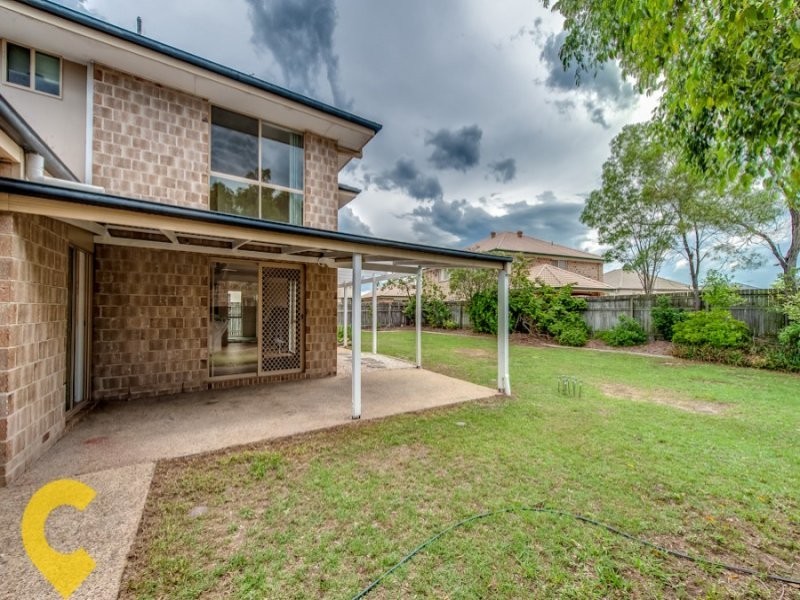 8 Foley Place, Sinnamon Park QLD 4073