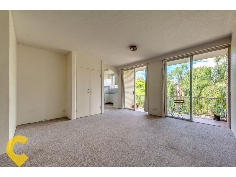 8/9 Norwood Street, Toowong QLD 4066