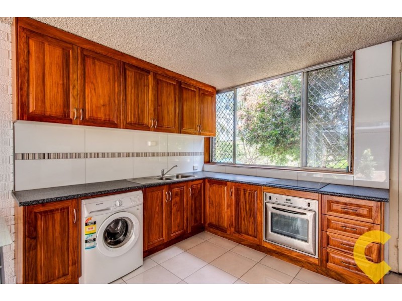 25/18 Holmes Street, Toowong QLD 4066