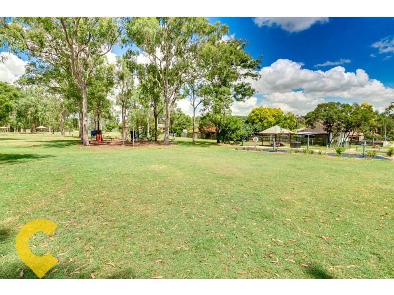 6 Brian Street, Riverview QLD 4303