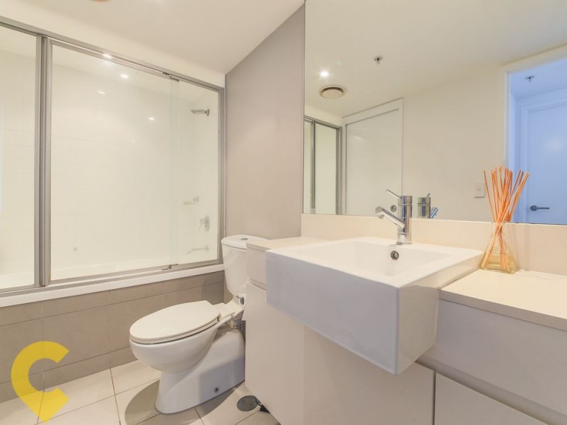 21505/5 Lawson Street, Southport QLD 4215