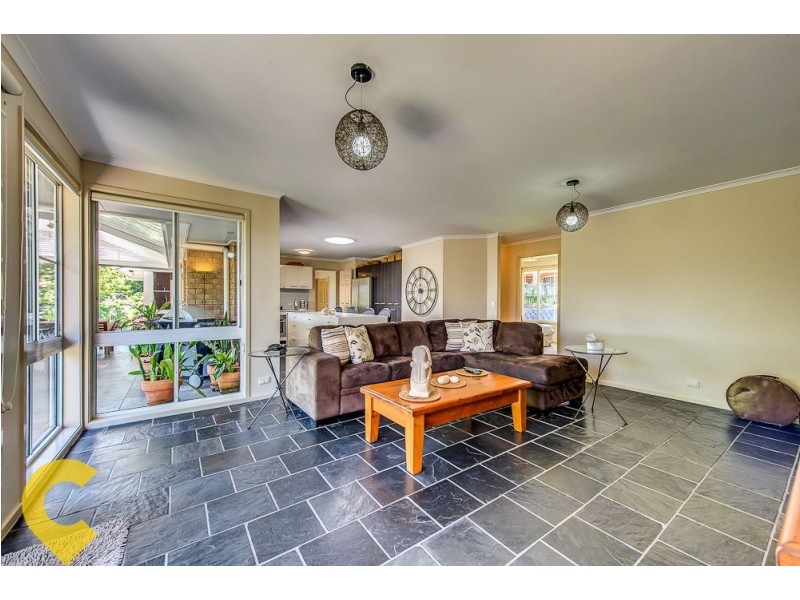 11 Buckle Court, Sinnamon Park QLD 4073