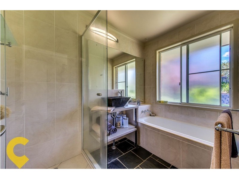 11 Buckle Court, Sinnamon Park QLD 4073