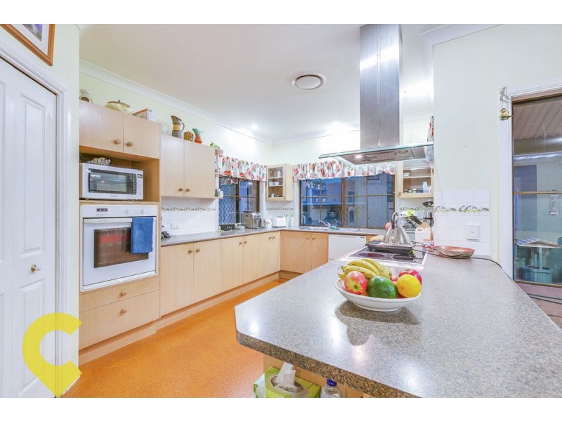 39 Barcoorah Street, Westlake QLD 4074