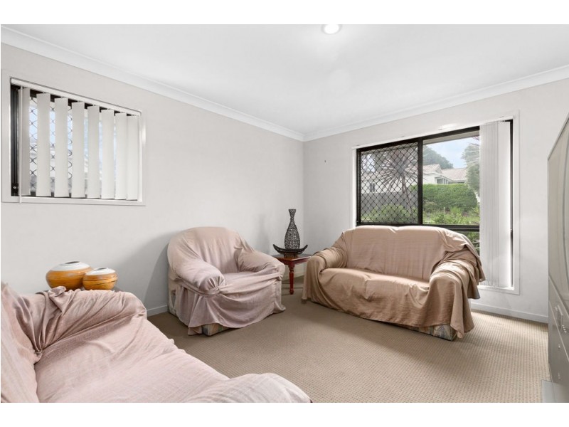 19 Brushwood Circuit, Forest Lake QLD 4078