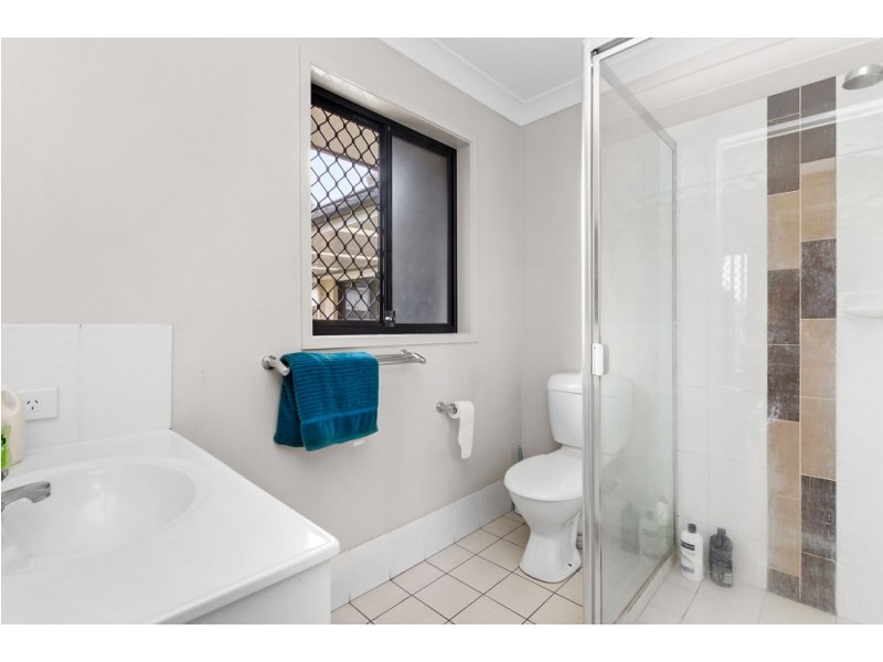 19 Brushwood Circuit, Forest Lake QLD 4078