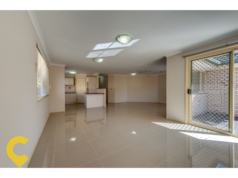 48 Gleneagles Crescent, Oxley QLD 4075