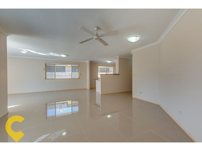 48 Gleneagles Crescent, Oxley QLD 4075