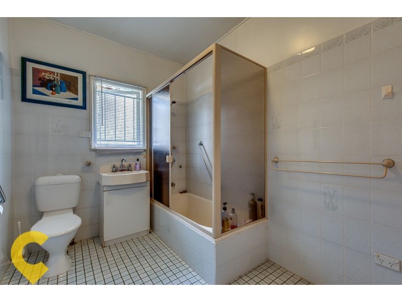 951 Moggill Road, Kenmore QLD 4069