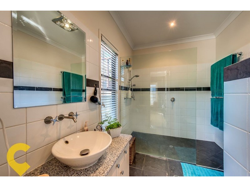 56 Siemon Street, Auchenflower QLD 4066