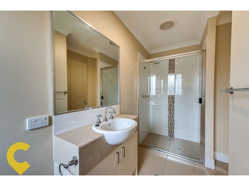 1/16 Sea Eagle Drive, Lowood QLD 4311