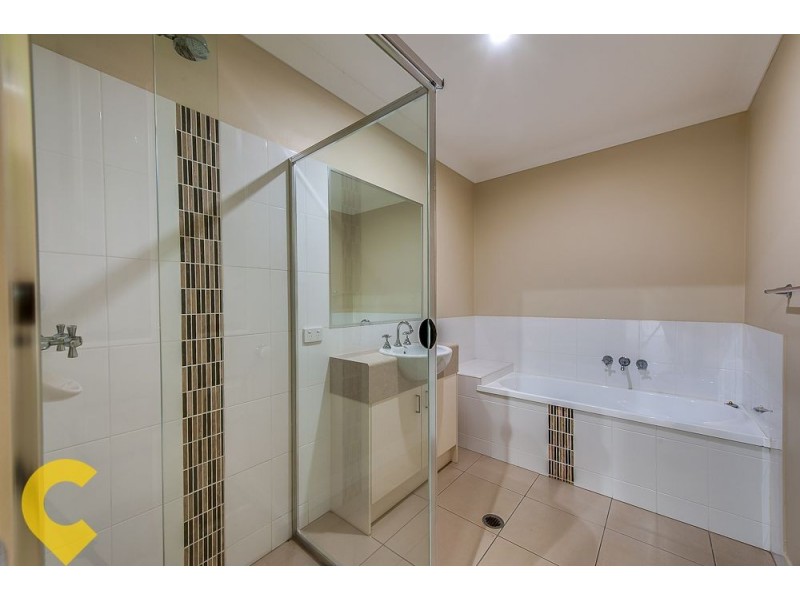 1/16 Sea Eagle Drive, Lowood QLD 4311