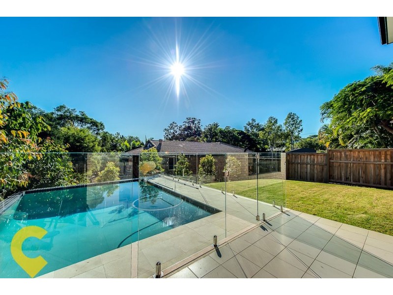 20 Nara Street, Kenmore QLD 4069