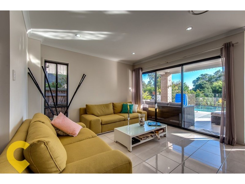 20 Nara Street, Kenmore QLD 4069