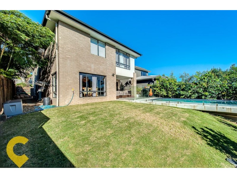 20 Nara Street, Kenmore QLD 4069