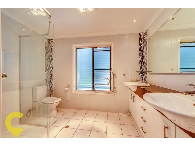196 Kenmore Rd, Fig Tree Pocket QLD 4069