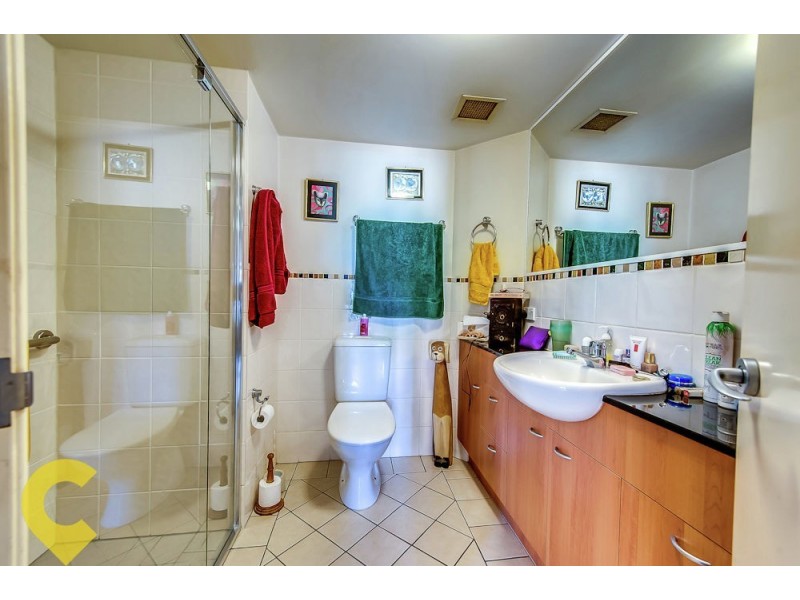 117/66 Dunmore Tce, Auchenflower QLD 4066