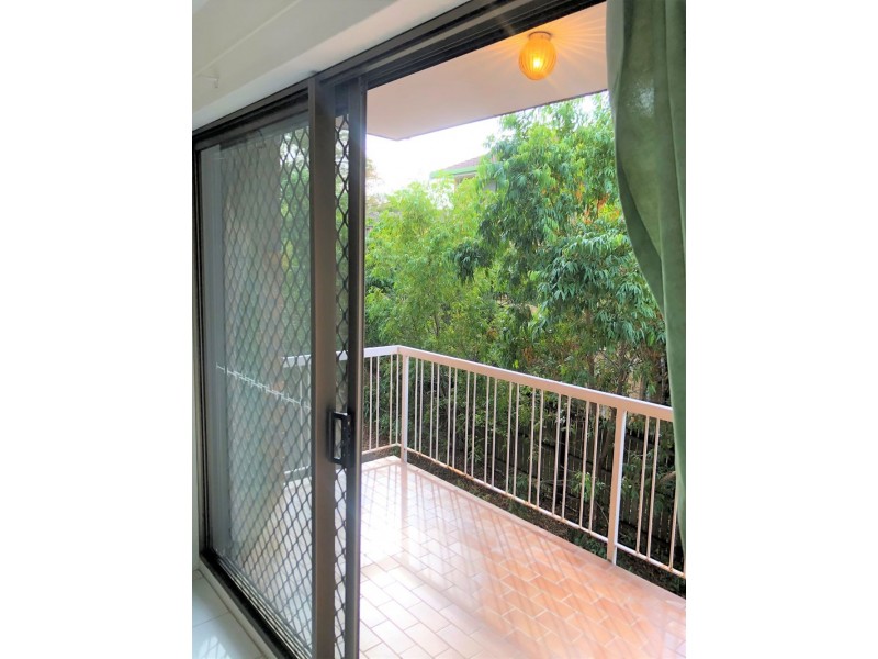 2/14 Lucinda Street, Taringa QLD 4068