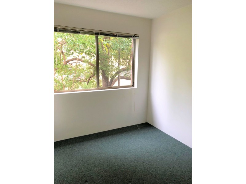 2/14 Lucinda Street, Taringa QLD 4068