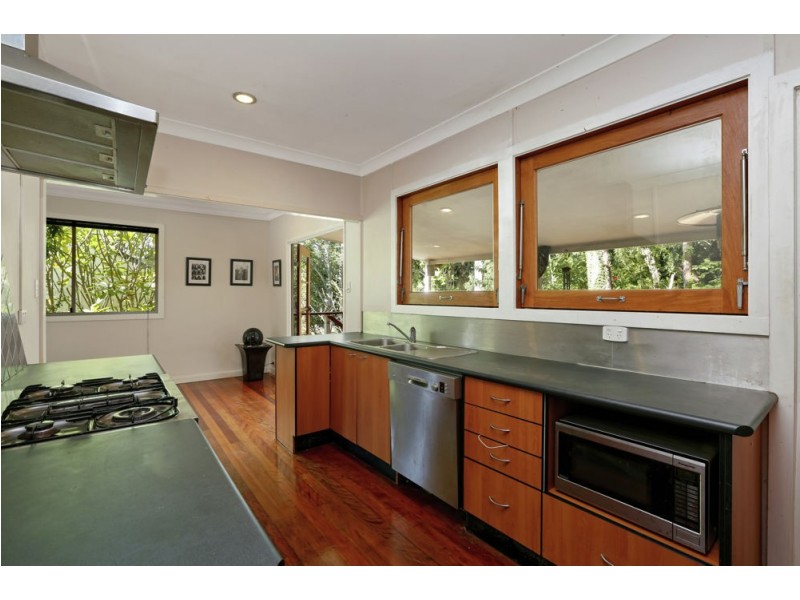 131 Broseley Road, Toowong QLD 4066