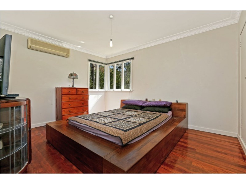 131 Broseley Road, Toowong QLD 4066