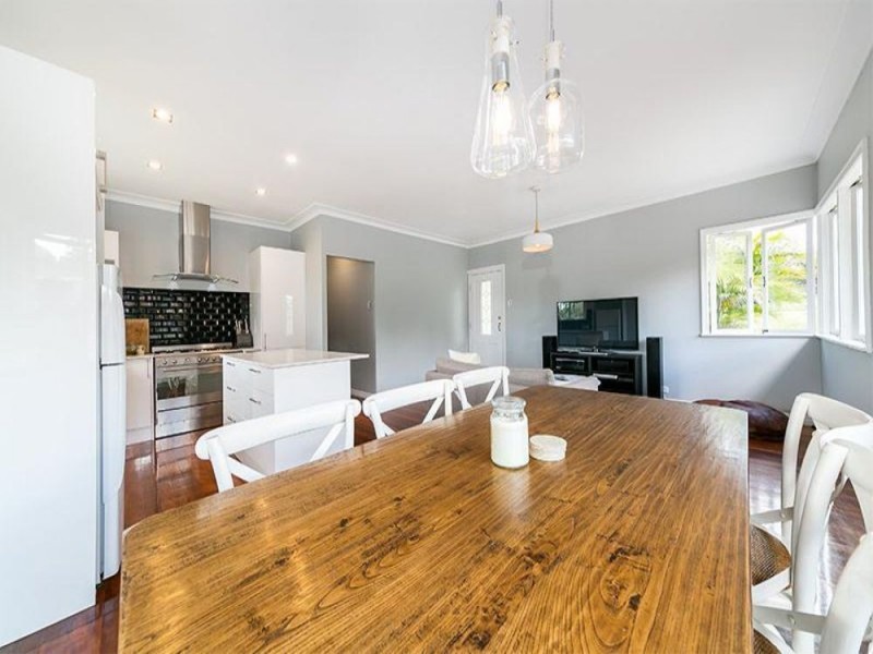 815 South Pine Road, Everton Park QLD 4053