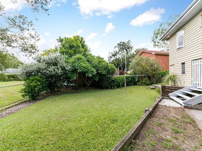 815 South Pine Road, Everton Park QLD 4053