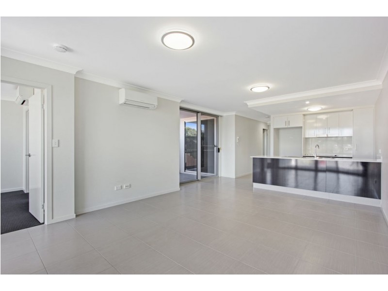 2/17 Hows Road, Nundah QLD 4012