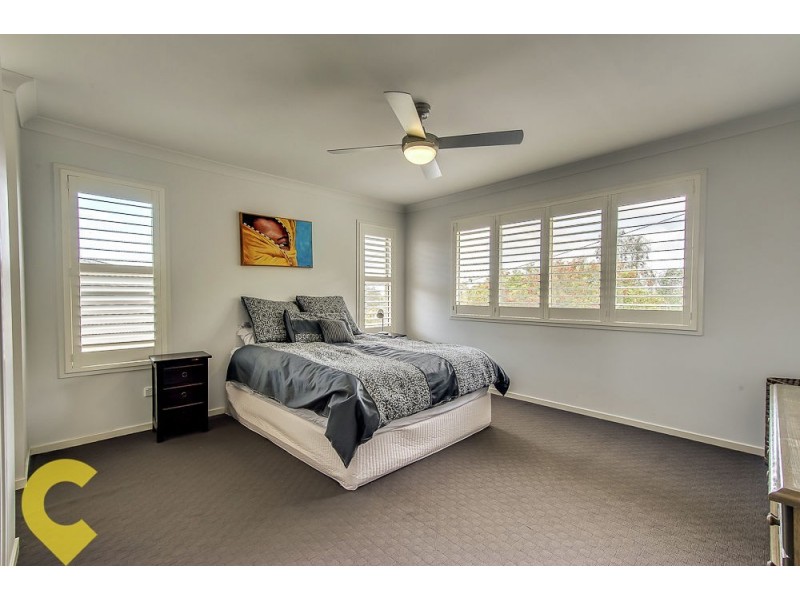 1 Tristania Road, Kenmore QLD 4069
