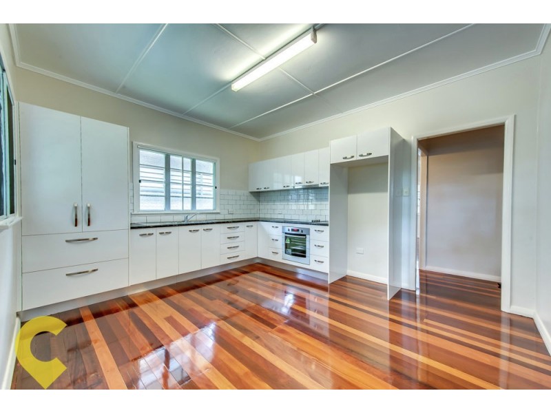 4 Hindon Street, Corinda QLD 4075