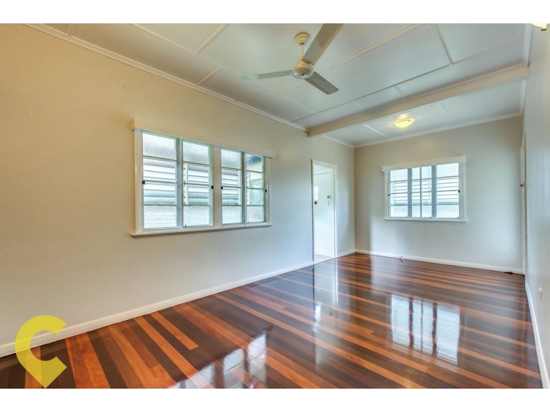 4 Hindon Street, Corinda QLD 4075