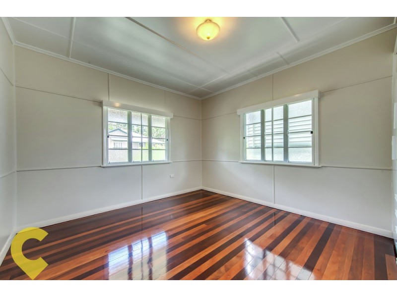 4 Hindon Street, Corinda QLD 4075